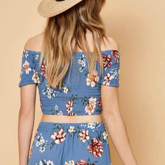 Kendall Kylie top off the shoulders shirt Size Medium - Picture 6 of 8